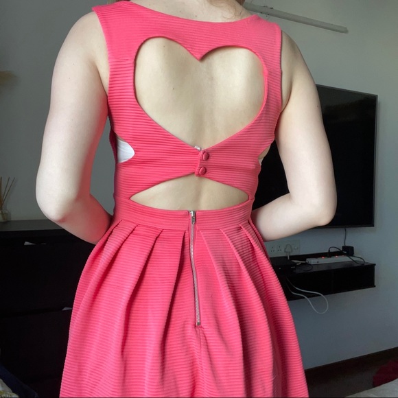 SOLD!New look mini dress - Picture 2 of 4